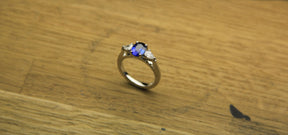 Ceylon Sapphire & Pearshape Diamond - Boutee