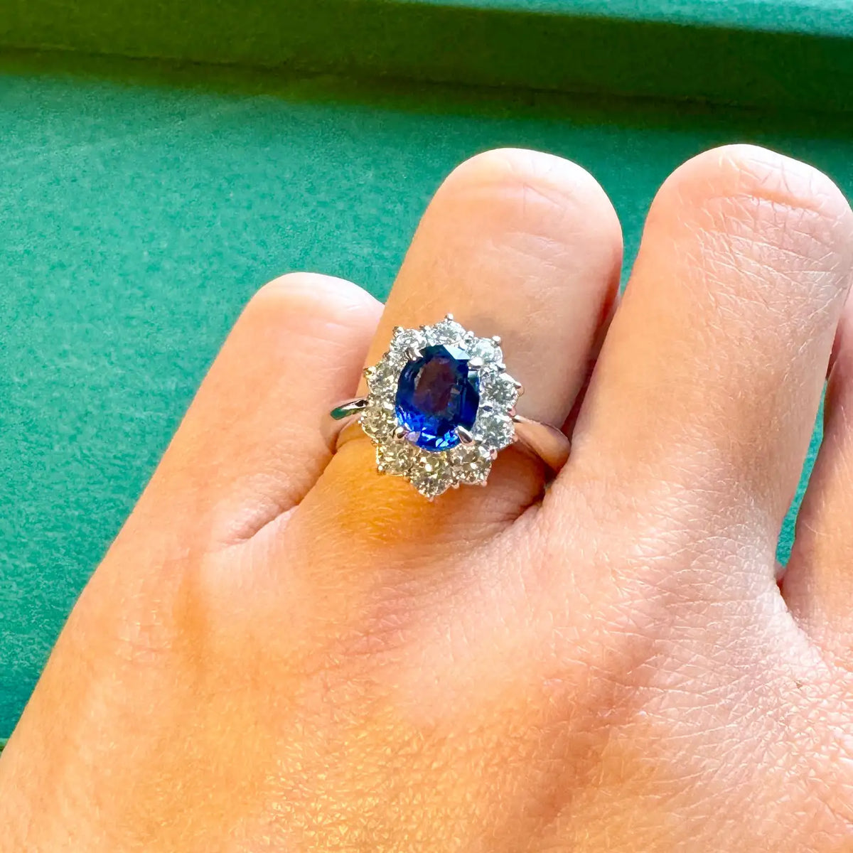 GIA Certified 1.3ct Blue Sapphire & Diamond Halo Platinum Ring - Boutee
