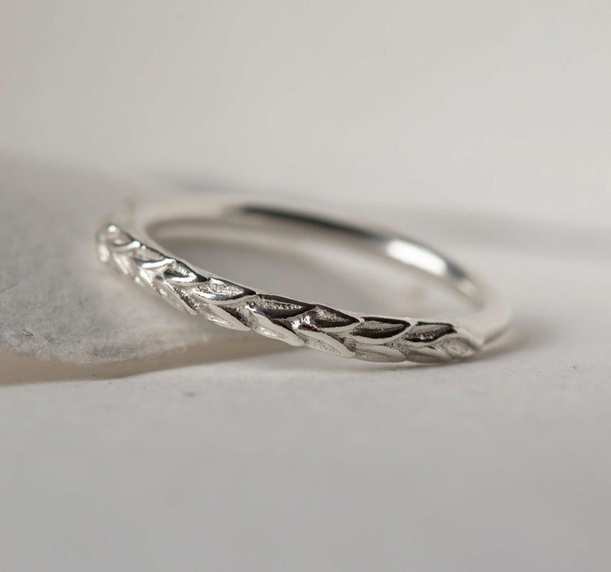 Laurel Ring - Boutee