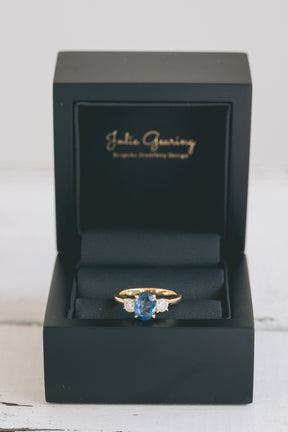 Ceylon Sapphire and Diamond Trilogy Ring - Boutee