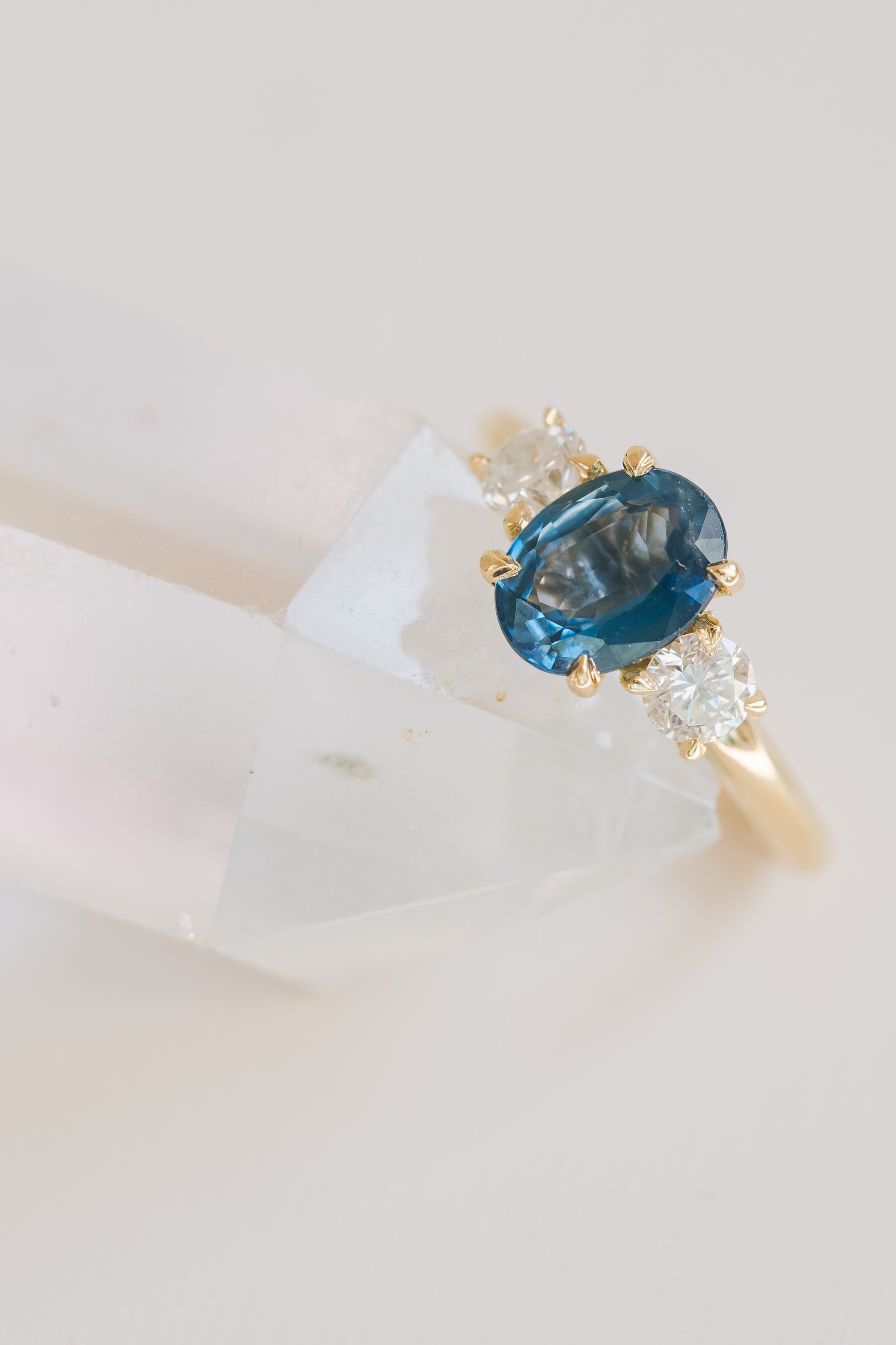 Ceylon Sapphire and Diamond Trilogy Ring - Boutee