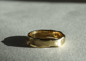 Liquid Gold Wedding Ring - Boutee