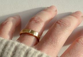 Liquid Gold Wedding Ring - Boutee