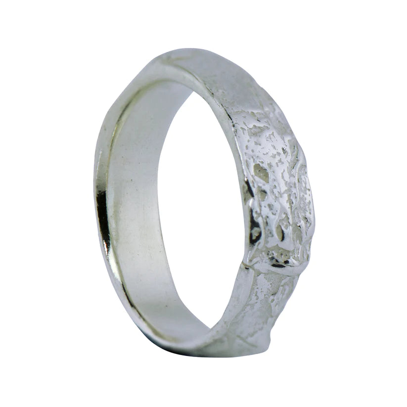 Silver Subtle English Oak Ring