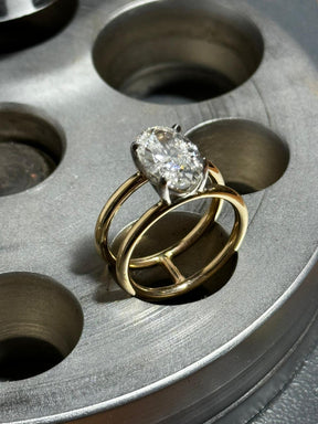 Oval Cut Diamond Double Band Ring - Boutee