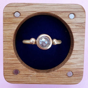 22ct & 18ct Gold Grey Diamond Ring - Boutee