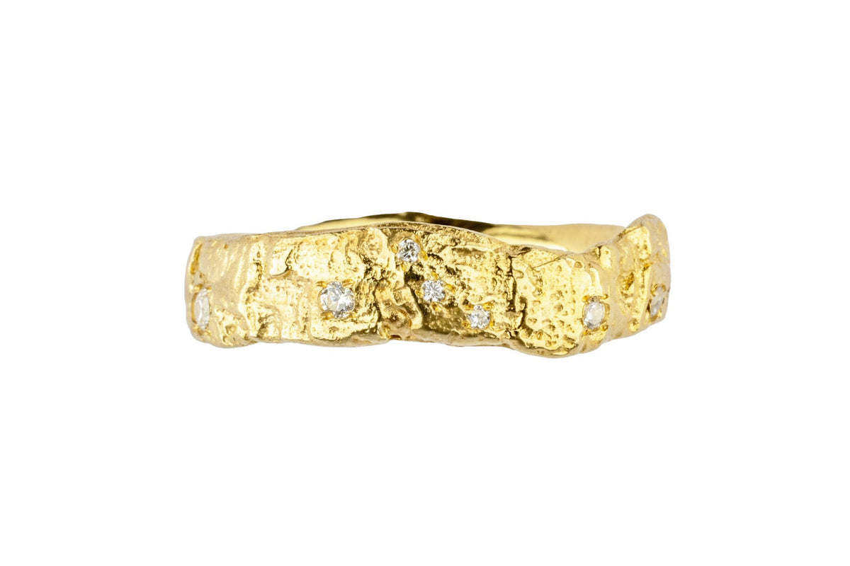 Slim Gold Bark Band with Diamonds - Boutee