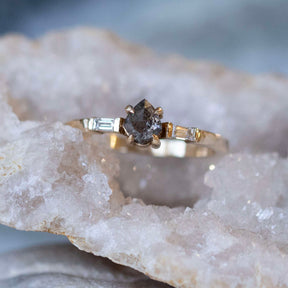 Kari, Salt and Pepper Diamond Ring - Boutee