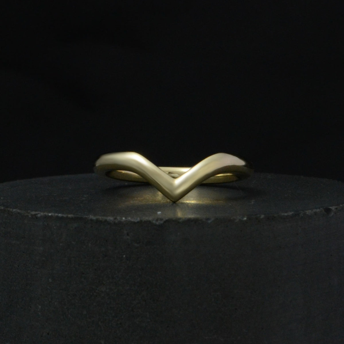 Etta - Wishbone Wedding Ring