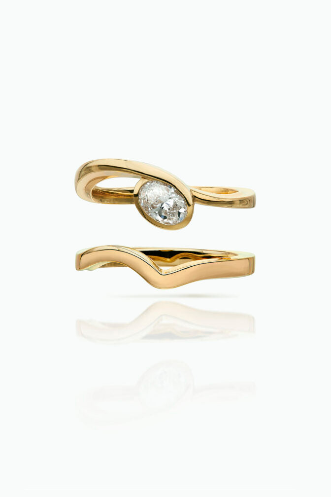 Tula Solitaire Ring & Itasca Wedding Band - Boutee