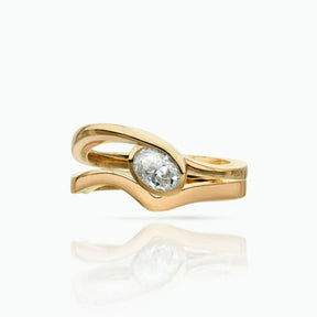 Tula Solitaire Ring & Itasca Wedding Band - Boutee