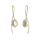 Curved Pearl Earrings | 9ct Gold - Boutee