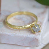 Raw uncut rough diamond 18ct gold engagement ring - Boutee