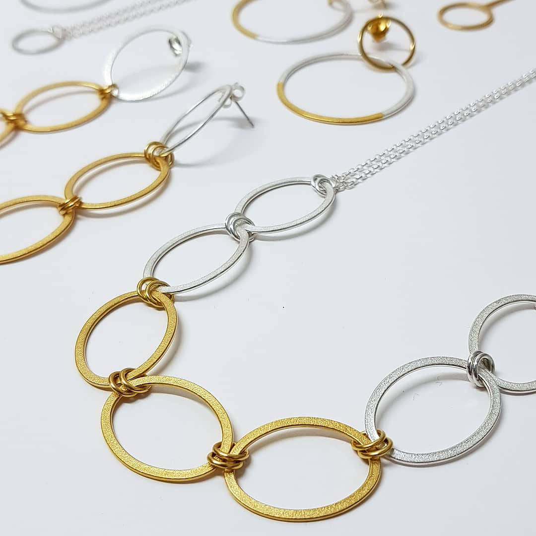 Ellipse Chain Necklace - Boutee
