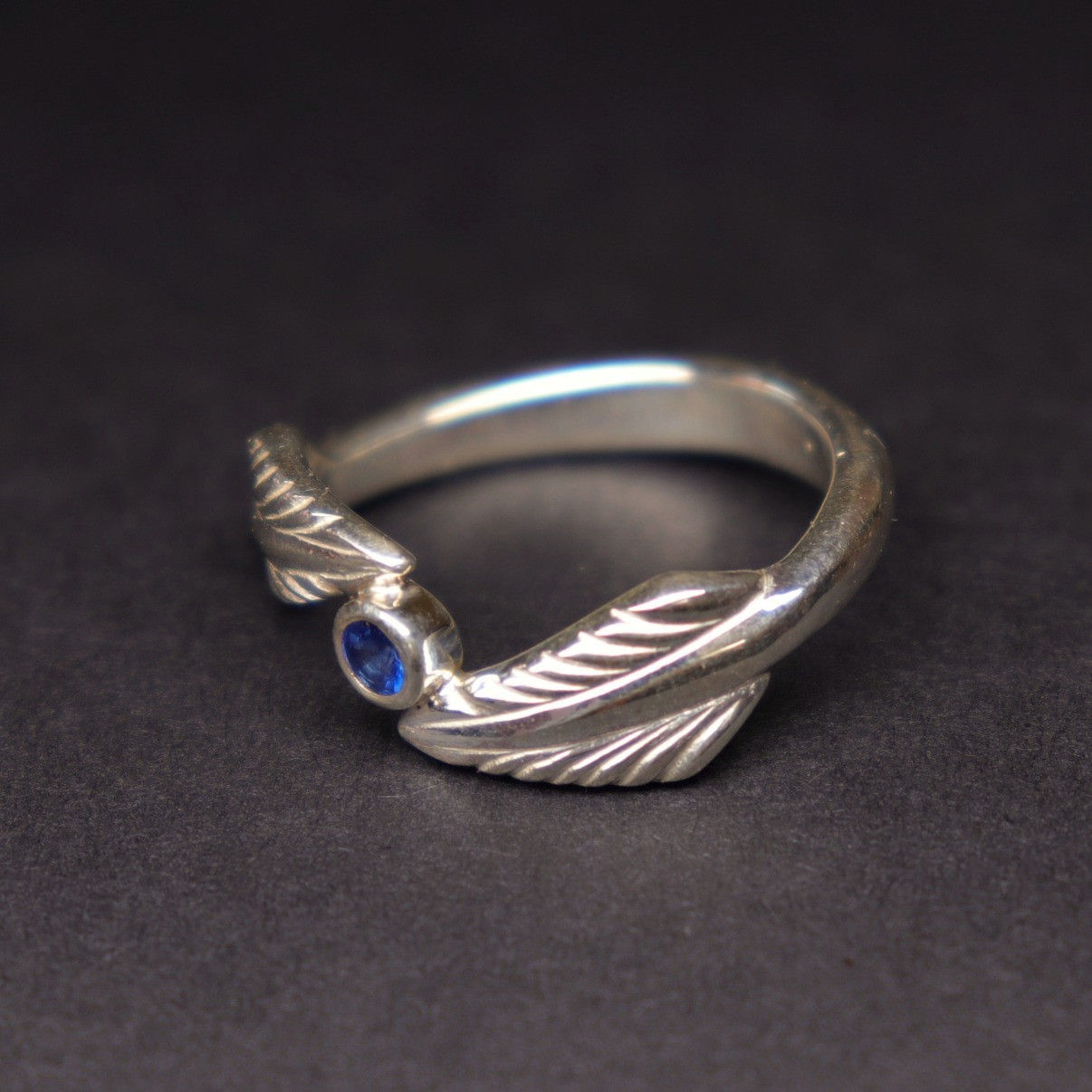 Rachis Ring - Sapphire - Boutee