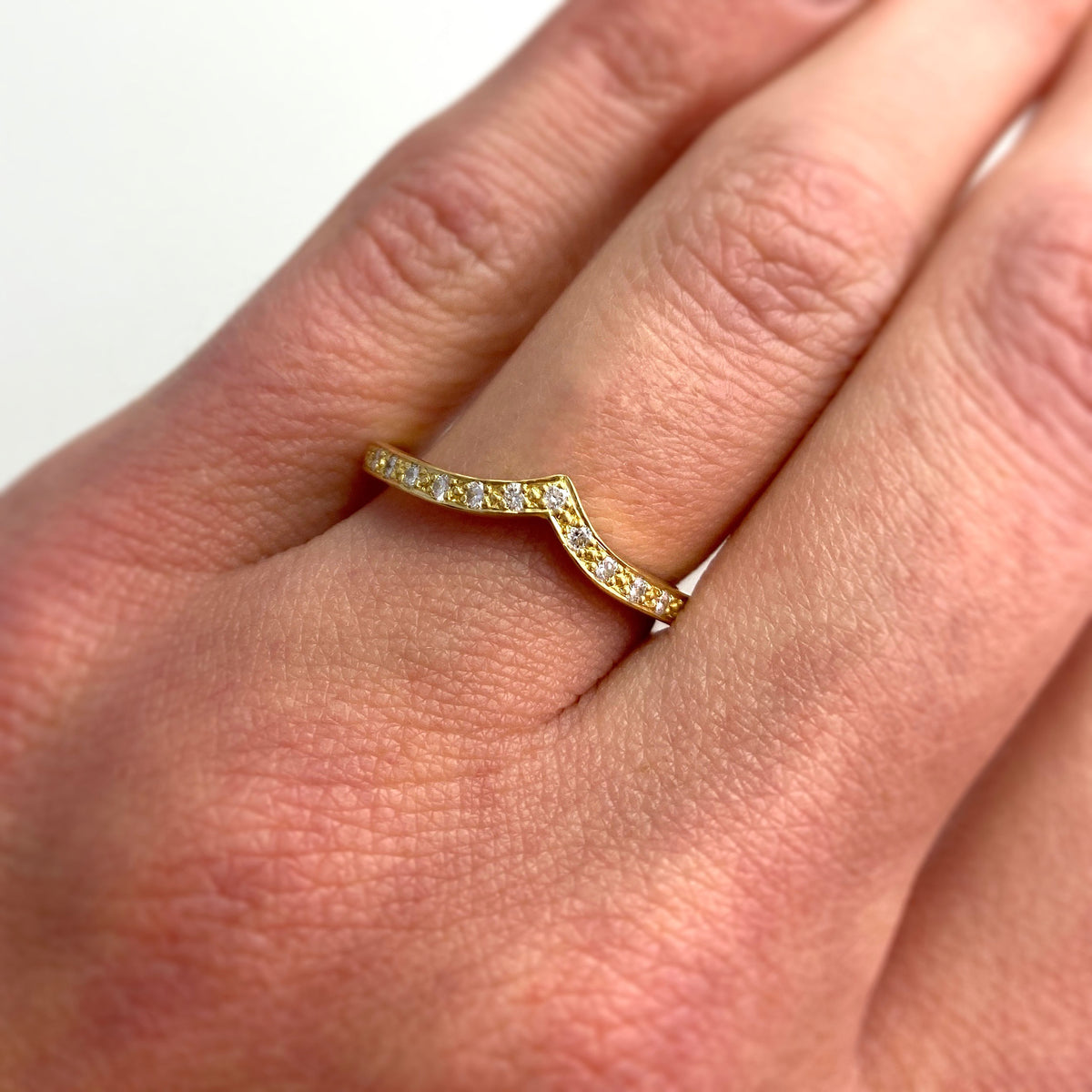 Eternal Wave 18ct Yellow Gold Diamond Ring - Boutee