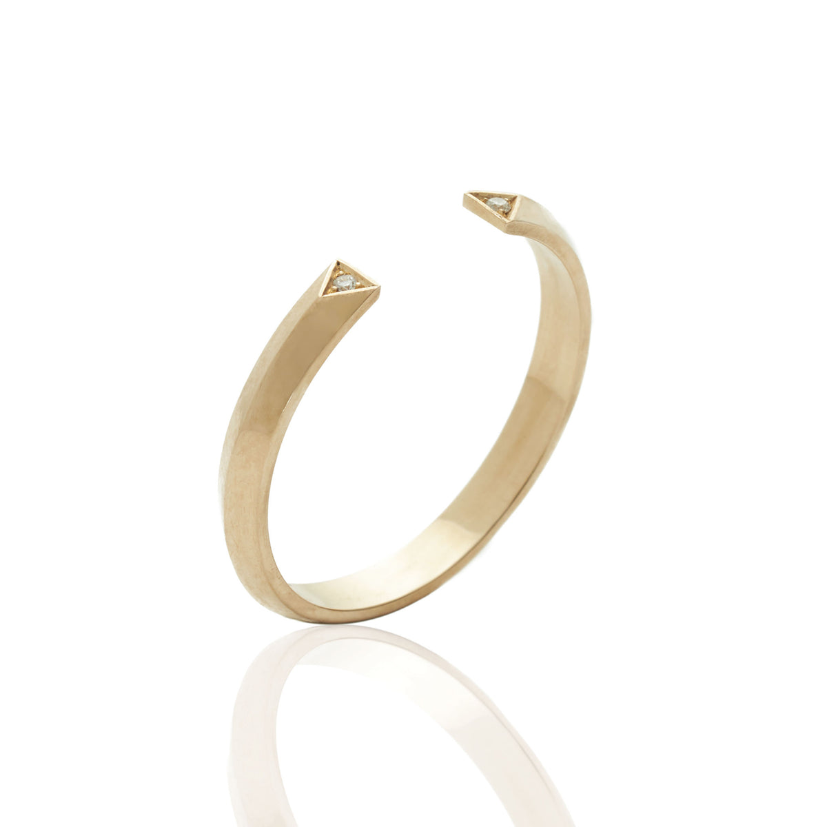 EMBRACE 9ct Gold & Diamond Ring - Boutee