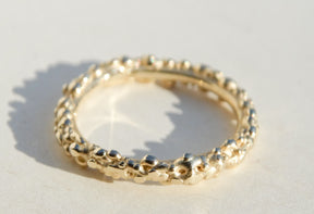 Textured Solid Gold Wedding / Stacking Ring Unisex - Boutee