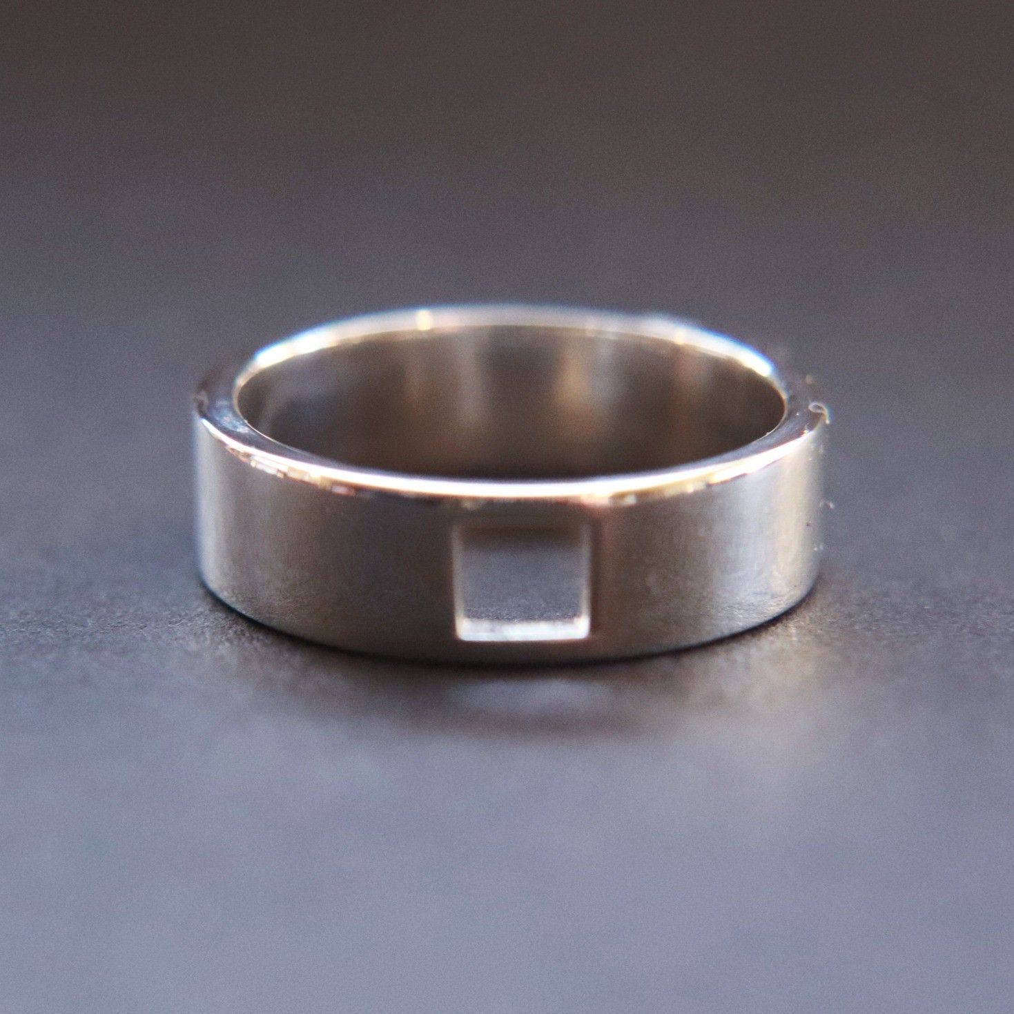 Square Cut Ring - Boutee