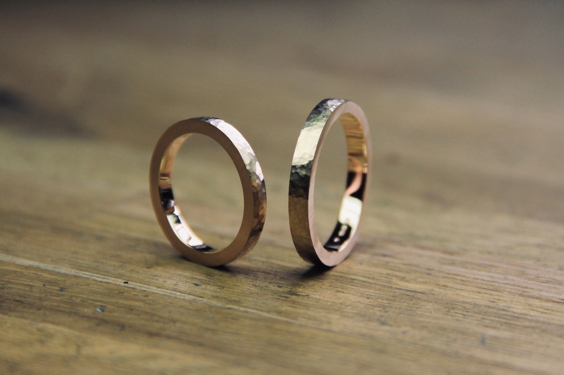 18ct Rose, Hammered Finish Matching Bands - Boutee