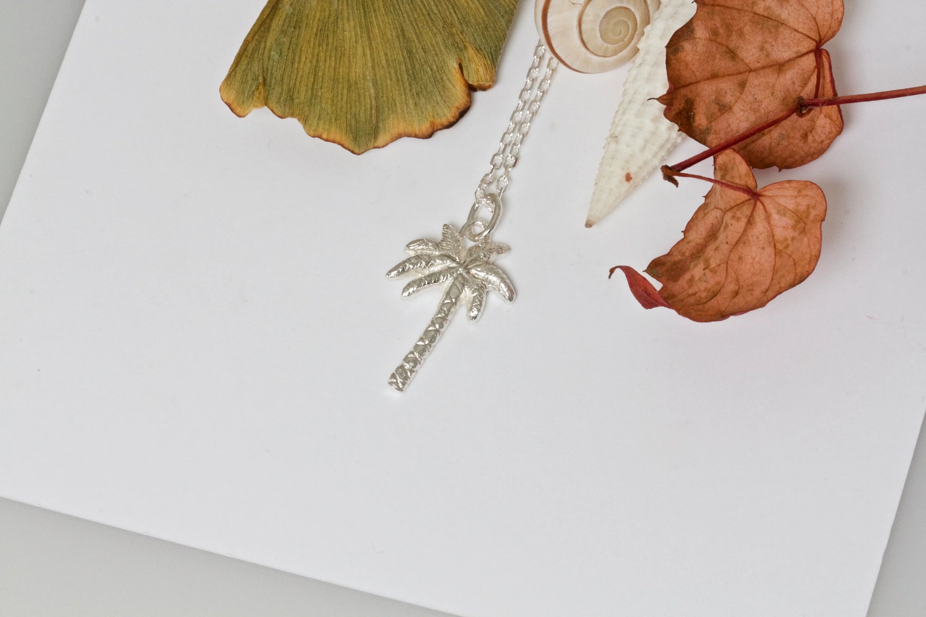 Solid 9ct Gold Palm Tree Necklace, Gold Palm Tree Pendant on a chain - Boutee