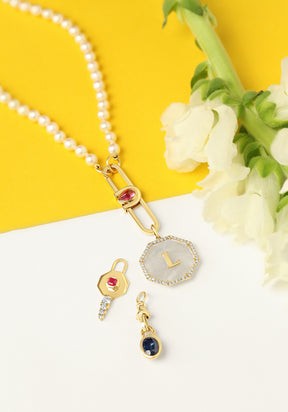 Poize Lock Pearl Necklace - Boutee