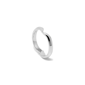Fang Ring | 14K & 18k Gold - Boutee